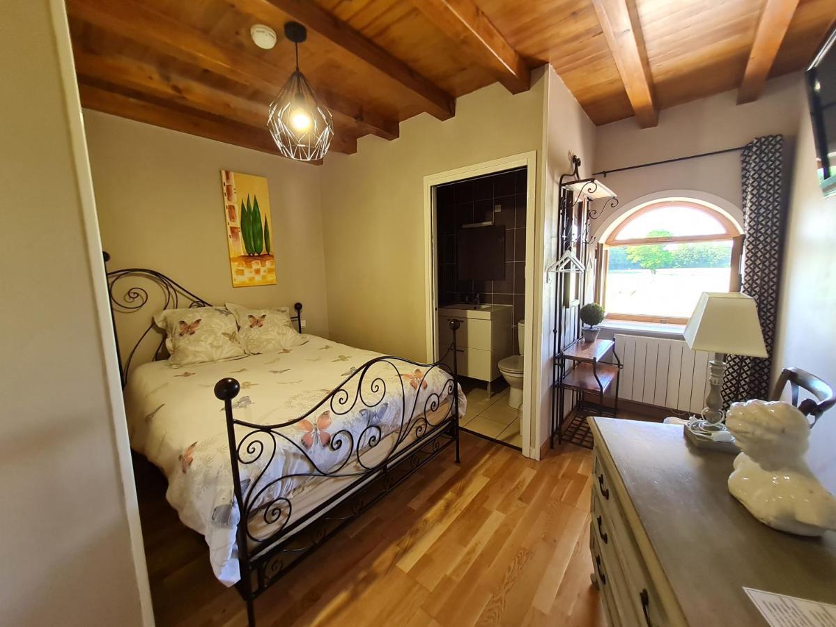 Domaine du Cuiset -Gîte des Combles Saint-André-sur-Vieux-Jonc Extérieur photo