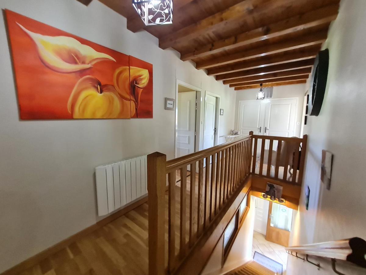 Domaine du Cuiset -Gîte des Combles Saint-André-sur-Vieux-Jonc Extérieur photo